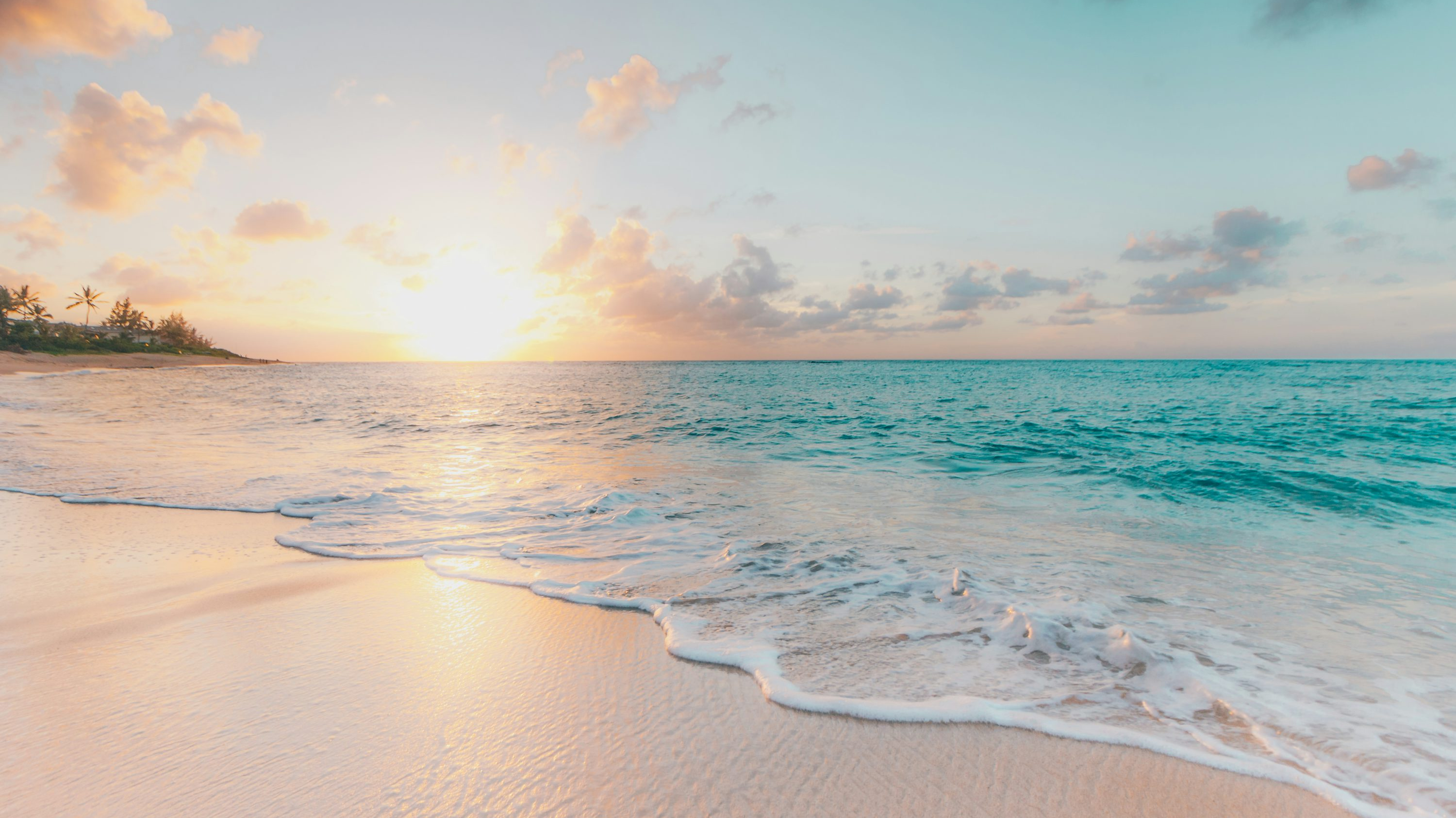 21 Thoughtful Gift Ideas For The Beach Lovers In 2025